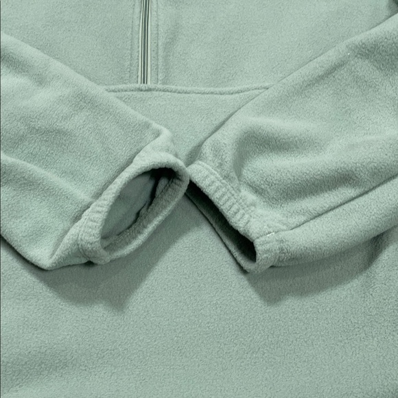NWT’s Women’s Patagonia Micro D 1/2-Zip Fleece Pullover Elwood Green Size Medium - Picture 8 of 15